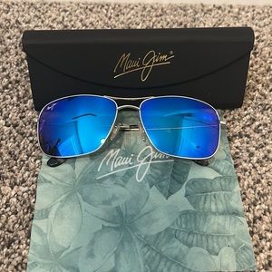 Maui Jim’s Wiki Wiki polarized aviator sunglasses.